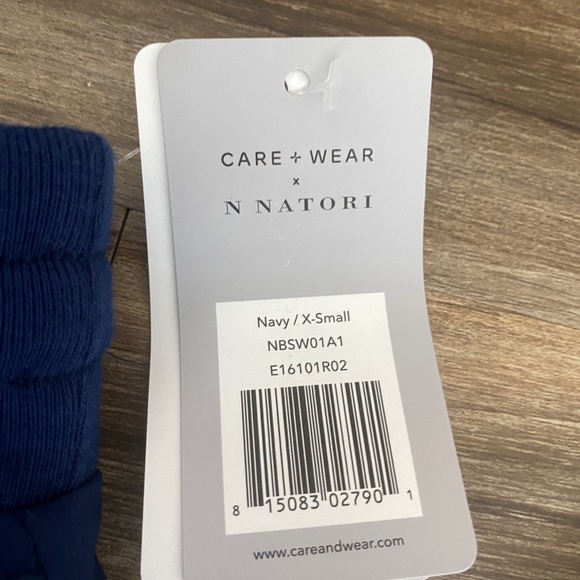 Care+Wear Scrub set in navy size XS - Picture 4 of 11